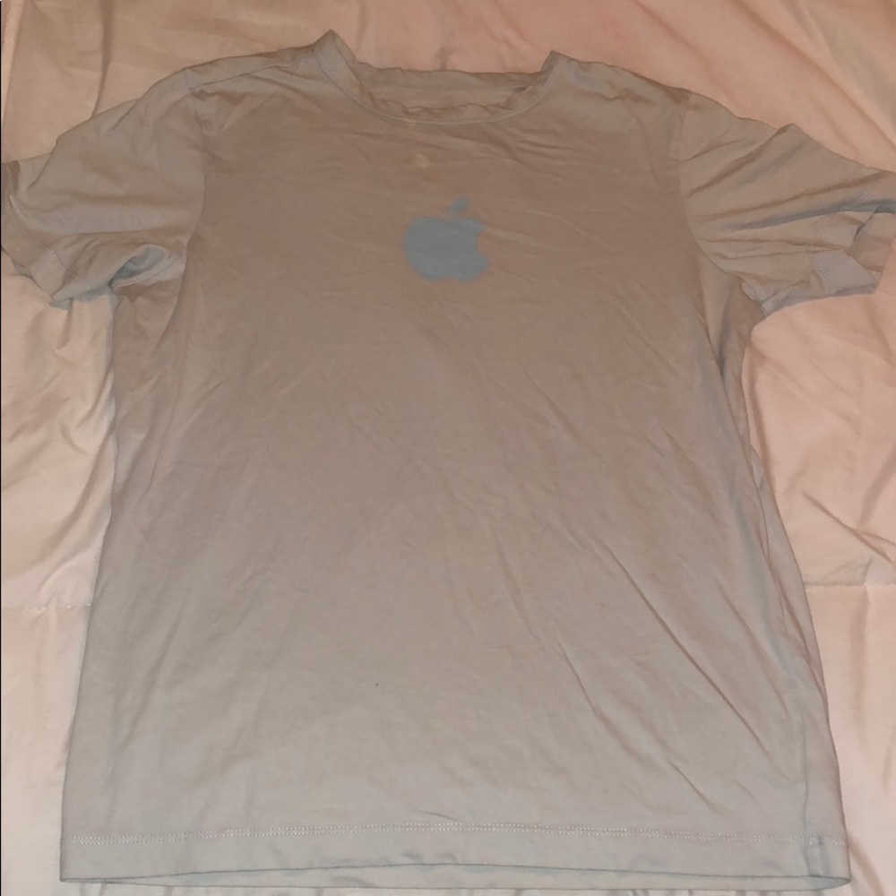 Apple shirt